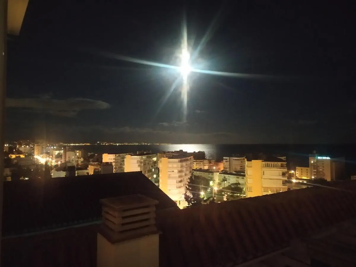 Apartamento Carihuela La Luna Sun&Beach Torremolinos España